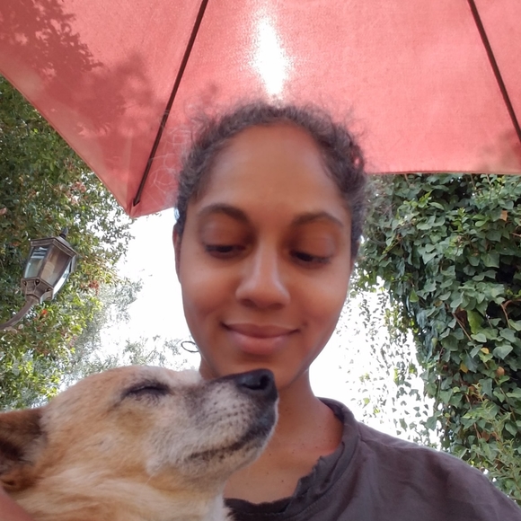 Meet your Posher, Rachel - Picture 2 of 7